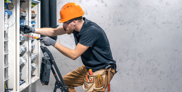 Best Local Electrician Companies  in Springfield, FL